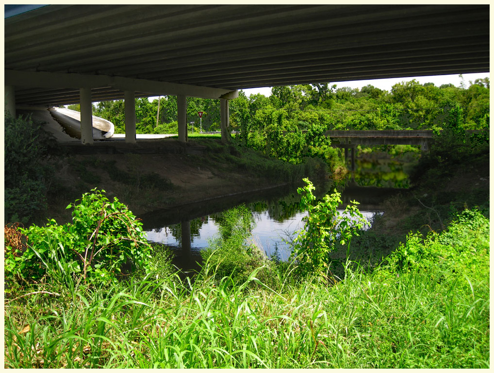 Baytown, Texas photos by Baytown Bert - Slap-out Gully