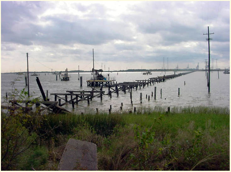 Baytown, Texas photos by Baytown Bert -Tabbs Bay Causeway