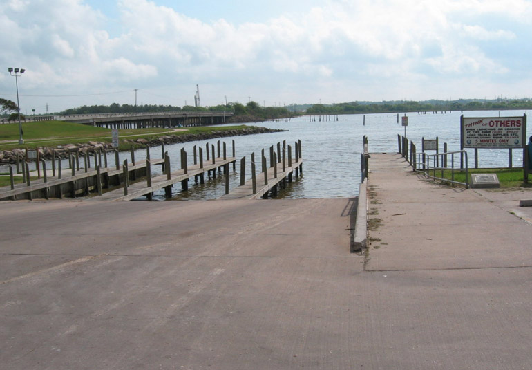 Goose Creek Trail - Baytown, Texas - Bayland Park boat ramp